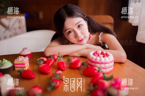 GIRLT果团网 - 精品黑丝：陈雅漫精选写真集，来看看她最撩人的姿态吧