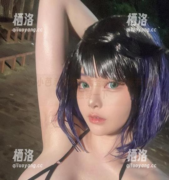 Hachi小芭私房秀：无圣光下的秘书套图，来感受一下
