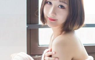 IMiss爱蜜社 – 李李七七喜喜清纯写真：把她的清新感驾驭在网盘下载里！