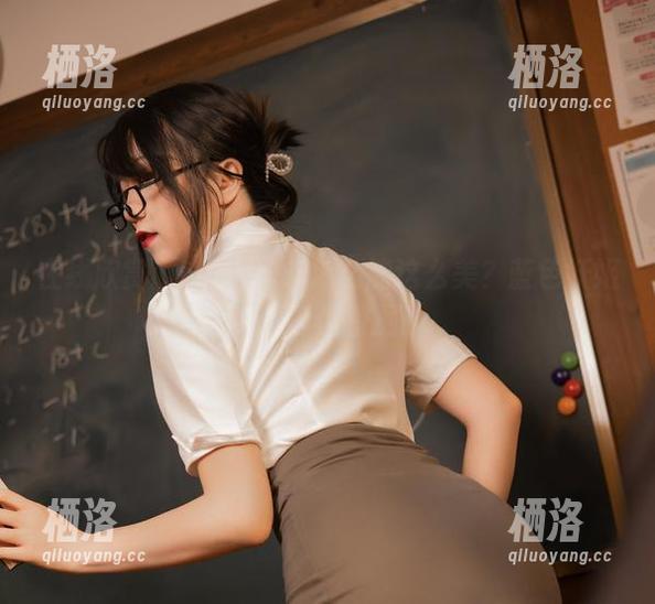 Leah梓未 在线欣赏!Leah梓未怎么能这么美?蓝色妖姬资源等你挖掘!