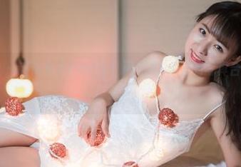 PDL潘多拉 – 连体衣大Party！可乐Vicky的写真合集带你嗨翻天！