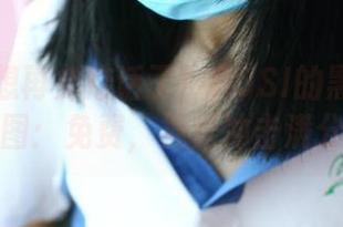 真的不想再兔废话了！ROSI的黑色丝袜套图：免费，视觉冲击满分！