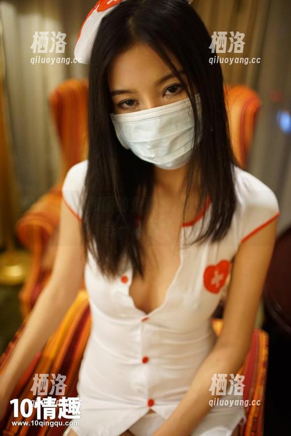 想看ROSI和服的免费图片？小心，可能会一眼万年！