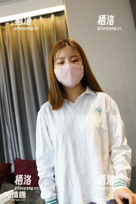为什么ROSI的蕾丝底裤套图让我心跳加速？下载后你就知道了！