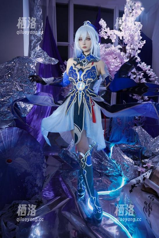Seya狮砸 最新照片曝光,Seya狮砸与甘雨青花瓷的完美邂逅!