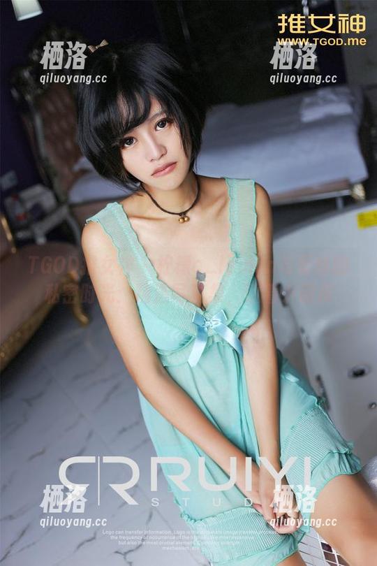 TGOD推女神 - 柠檬c_lemon与蕾丝的私密时光：精选写真集，透着小调皮