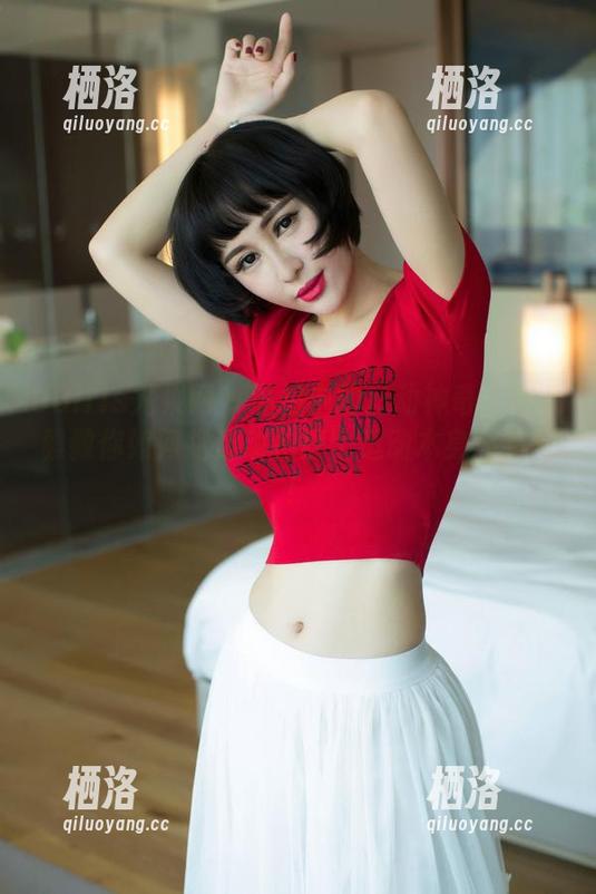 UGirls尤果网 - 私拍中的运动神奇：诗朵雅教你如何把运动拍得比运动本身还有趣！