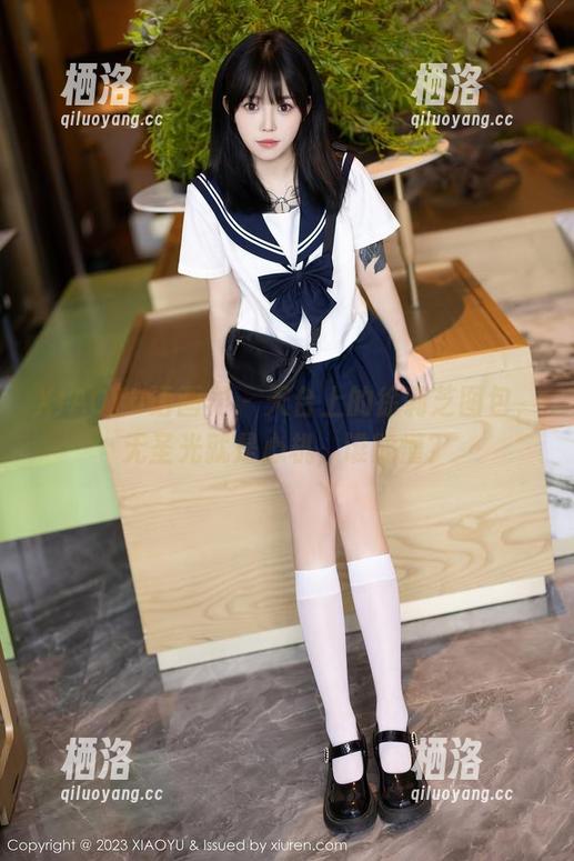 XIAOYU语画界 - 天台上的徐莉芝图包，无圣光就是心机，谁能懂？