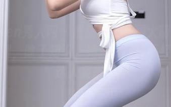 Xiuren秀人网 – 最新图册：周大萌女教师系列，除了知识，她还有一种不经意的迷人姿态！