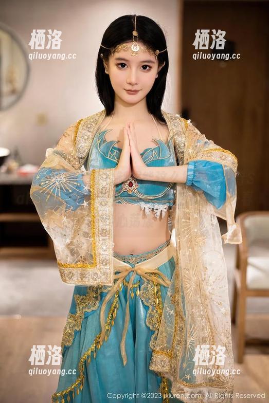 Xiuren秀人网-夏诗诗Sally Xiuren秀人网 - 制服能这么撩?夏诗诗Sally的写真告诉你,照片背后藏着多少春心荡漾