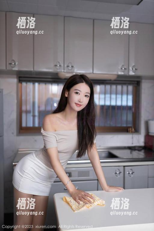 Xiuren秀人网 - 奈汐酱nice，旅拍图集里那些让人欲罢不能的小细节