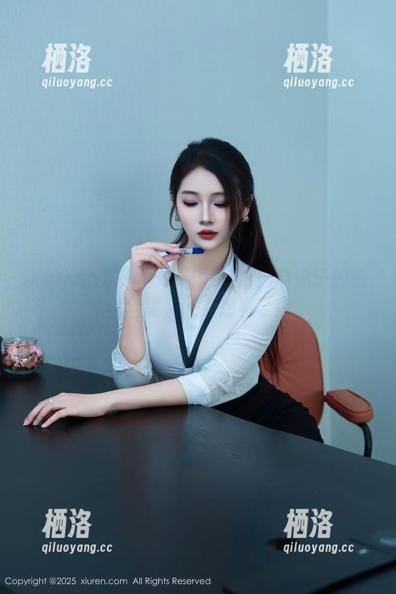 Xiuren秀人网-奈沐子 Xiuren秀人网 - 原图揭秘!奈沐子的镂空全集,让人想多了…