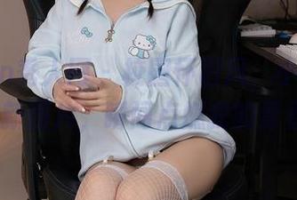 Xiuren秀人网 – 校园怀旧风，小乔babyb的最新图片，瞬间点燃我的青春回忆。
