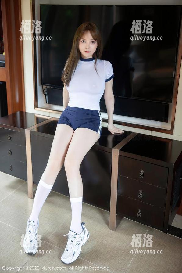 Xiuren秀人网-江淑影river Xiuren秀人网 - 写真界的黑色幽默:江淑影river教你如何用一张壁纸撩动心弦!