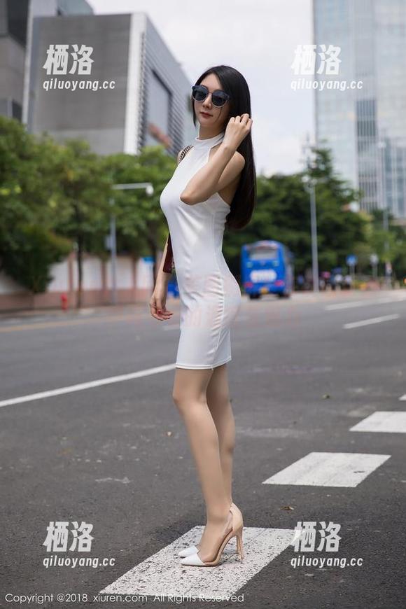Xiuren秀人网-王伊纯 Xiuren秀人网 - 美图刷屏!在线感受王伊纯毛衣的温度与魅力