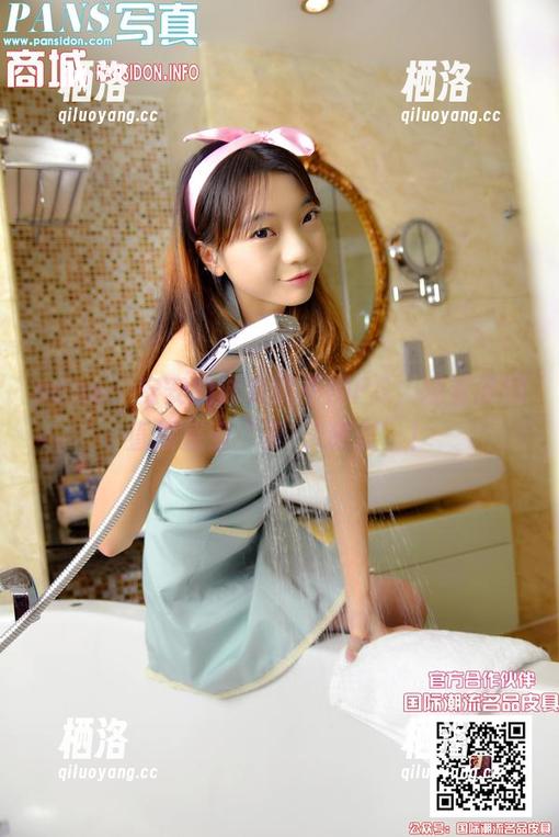 pans-安安 pans - 安安的泳衣照不用PS,观看原图直接感受“真·天然美”!