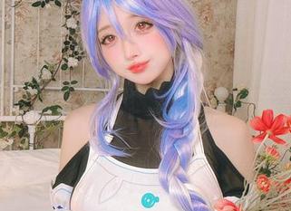 rinka冲田凛花的厨娘梦：私拍套图里的调皮与美味！