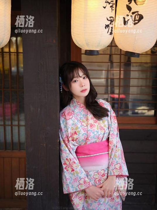 若隐若现的Wuyo学姐，作品合集里有啥不为人知的趣事？