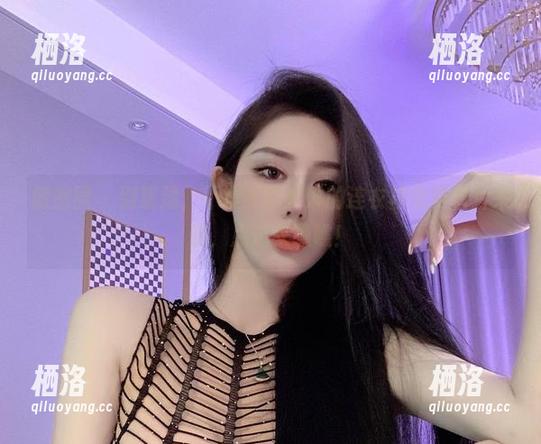 微密圈 - 别犹豫，不爱笑的赛琳的连衣裙免费图片来袭，点进来瞧瞧！