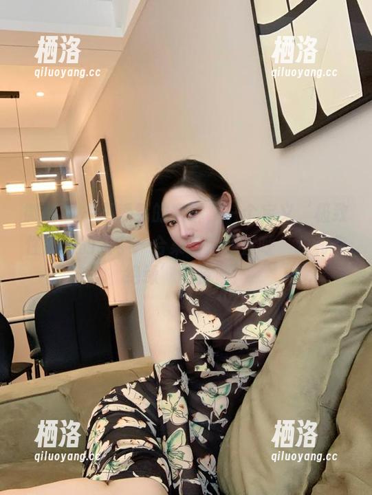 微密圈 - 不爱笑的赛琳，一个定义‘极致性感’的名字：合集看完我直呼‘我和你绝缘’的资源！