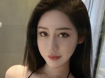 微密圈 – 不爱笑的赛琳女孩的舞台：精选作品集，仿佛每一张都在说‘来吧，瞧瞧我’！