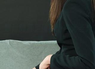 丽柜 – 婷婷的贵足盛宴：在无圣光中发现灵感的足迹