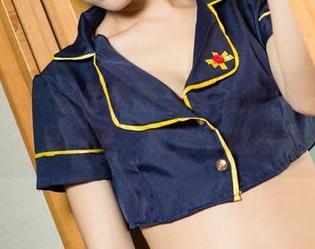 克拉女神 – 吕佳最新写真出炉！这连衣裙……我只能说，真是个魅惑生物！
