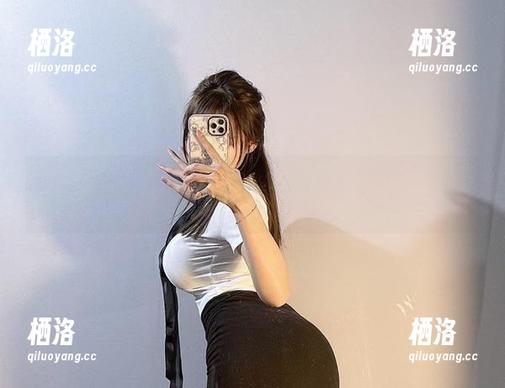 微密圈 - 兔宝妮to的淋浴独白：私房写真中的那些欲说还休