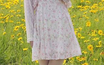 初夏女神 – 点点的黑白海军服合集，让你知道：免费的不只有心动，还有穿搭！
