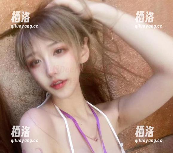 免费拿下啾小妍Deer的妍宝图集！小心，被美貌闪到眼睛哦！
