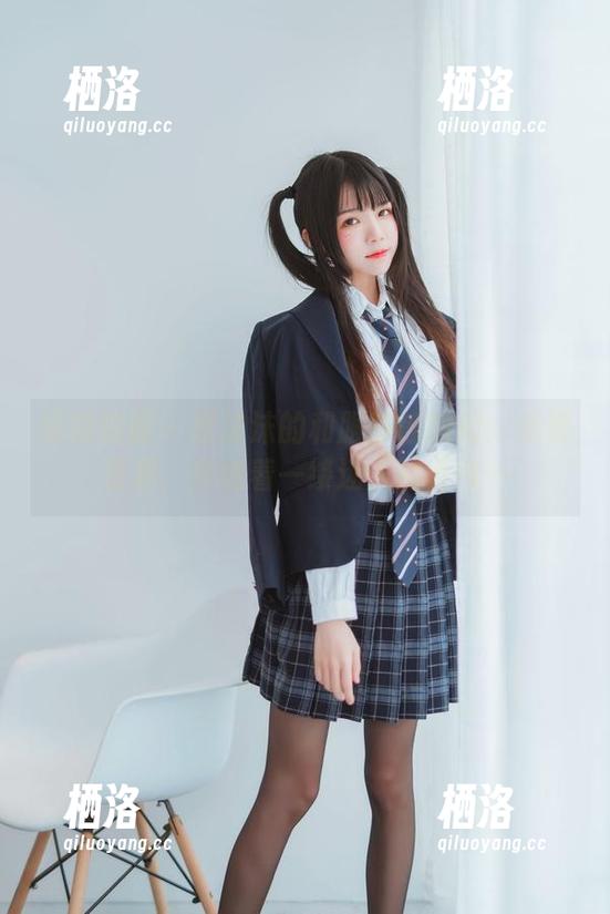 喵糖映画 - 蠢沫沫的和服静谧瞬间：免费资源，伴随着一缕迷人的香气…