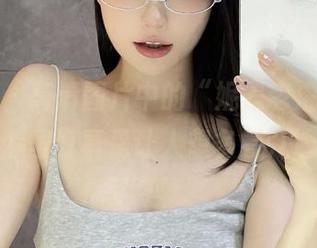 微密圈 – 高清图片中的“妮是老虎”，这个圣诞真是让人想多看几遍