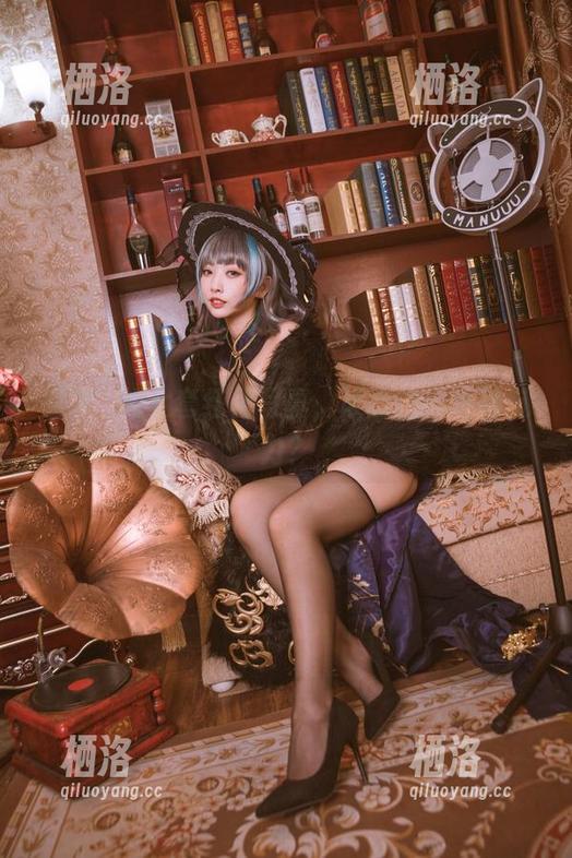 宫本桜 宫本桜的全套红裙写真,谁能抗拒这种魅力?