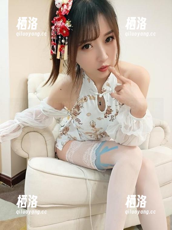 在小女巫露娜的镜头下，大韩航空制服变身写真界的小明星，不信来看看！