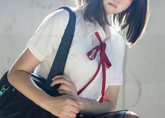 少女秩序 – 乐栀的油亮作品，简直是光滑给人一种近乎奇怪的质感！