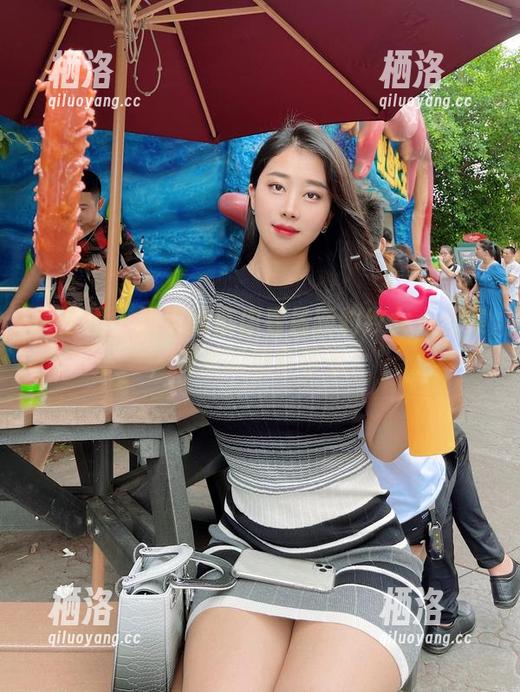 微密圈 - 张老师带你看最新豹纹女人合集，满满的感官享受！