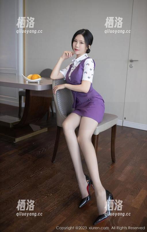 抖娘利世女主播的高清图包里的线下才艺，明明让人浮想联翩，却又不敢直视！