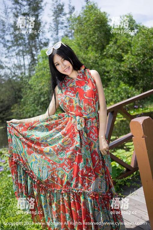 推女神 - Akiki朱若慕最新作品：在冒险岛水世界游玩，水里水面都乐不停！