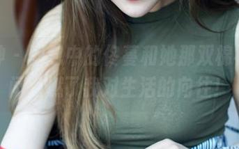 推女神 – 图包中的佟蔓和她那双棉袜，瞬间点燃了我对生活的向往！
