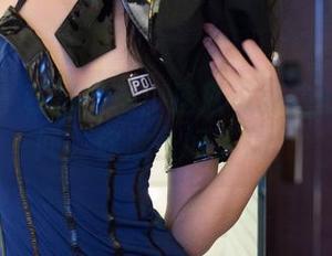 推女郎 – 私拍特辑：连欣在海边的浪漫瞬间，你准备好了吗？