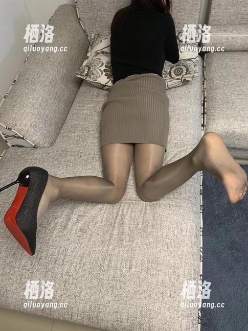 提袜少女 微密圈 - 当提袜少女遇上礼服,这个合集简直让人目不转睛