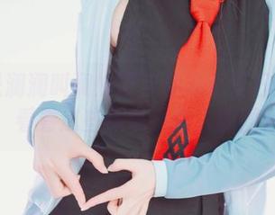 星澜是澜澜叫澜妹呀带你走进夏日Cos的美好，看看这些神奇又迷人的图片吧！