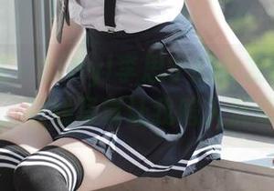 模范学院 – SiByl李思宁的女友也太可爱了，在线写真让我陷入沉思…