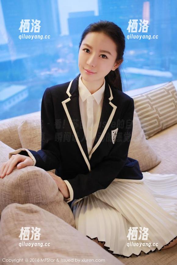 模范学院 - 看！苏西-susie的自拍全套写真，瞬间让人心动的感觉！