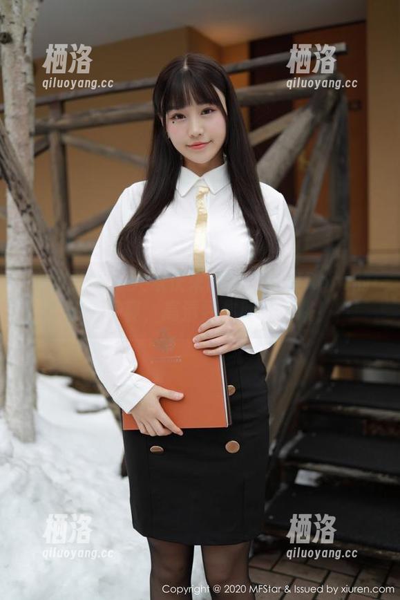 模范学院 - 大家快来围观！软软Roro的秘密写真，高清到你脸红心跳！