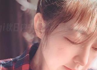 樱晚gigi秋日内衣美图：精选那些轻柔似梦的时刻