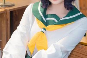 连体衣新玩法，清水由乃的写真让我心跳加速！