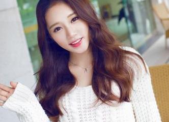 爱蜜社 – 这图包真是妙啊，LalaBaby啦啦的吊带让我忍不住想为她打call，谁能拒绝呢！