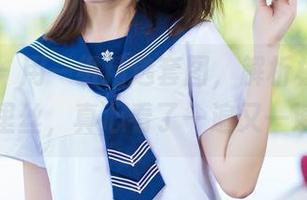爱蜜社 – 用一组精选套图，解析杨紫嫣的裤里丝，真心看了一遍又一遍！