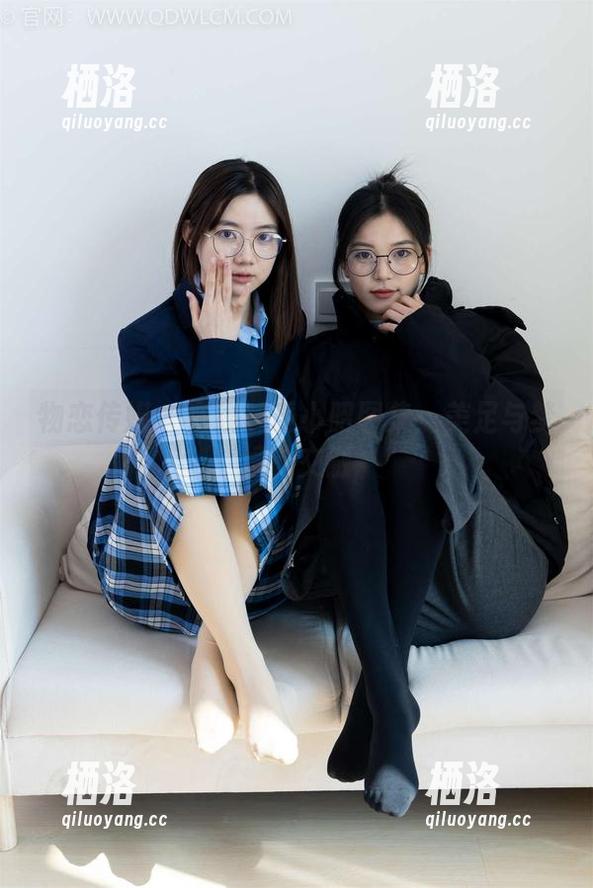 物恋传媒 - 在线感受小昭图集：美足与梦境的交融